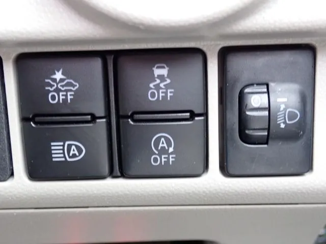 ムーヴ(ダイハツ)の車両写真