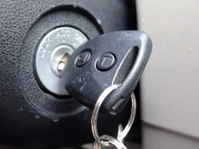 ムーヴ(ダイハツ)の車両写真