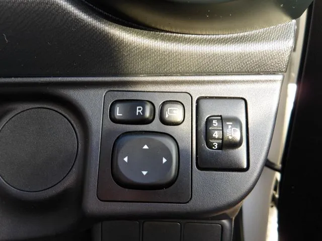 トヨタ　アクア