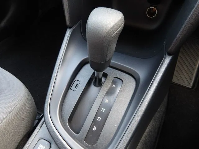 ヤリスクロス　ハイブリッド（トヨタ）の車両写真