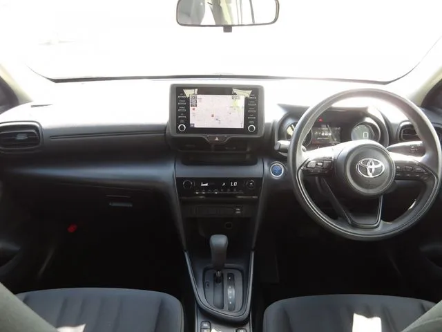 ヤリスクロス　ハイブリッド（トヨタ）の車両写真