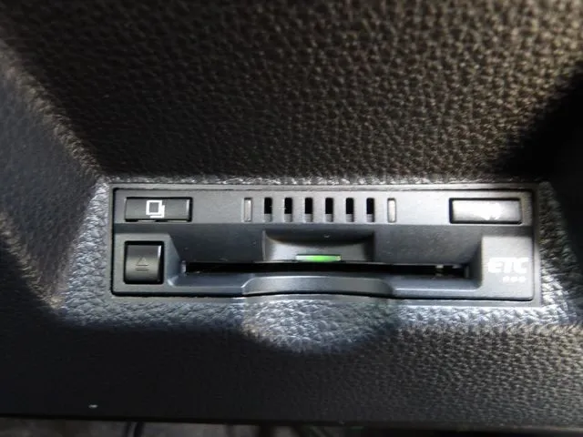 ヤリスクロス　ハイブリッド（トヨタ）の車両写真