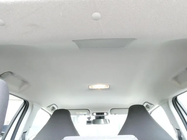 ヤリスクロス　ハイブリッド（トヨタ）の車両写真