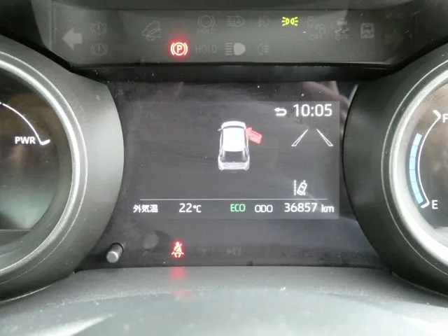 ヤリスクロス　ハイブリッド（トヨタ）の車両写真