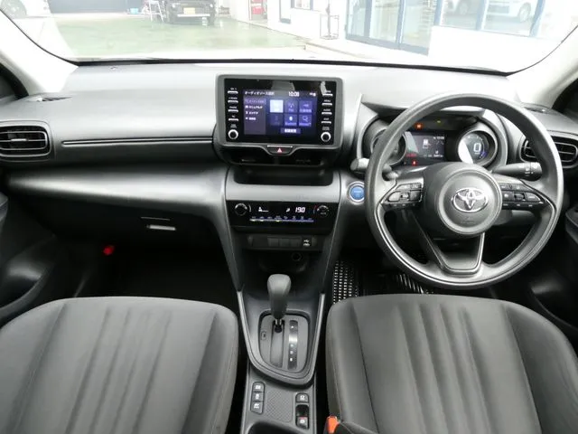 ヤリスクロス　ハイブリッド（トヨタ）の車両写真