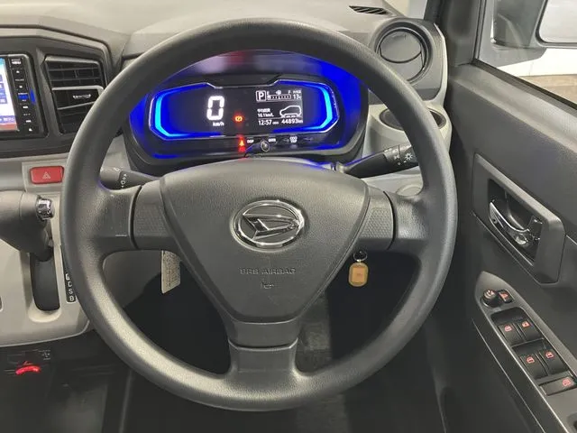 ダイハツ　ミラ　イース