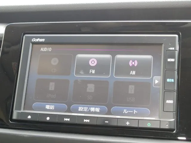 フィット　ｅ：ＨＥＶ（ホンダ）の車両写真