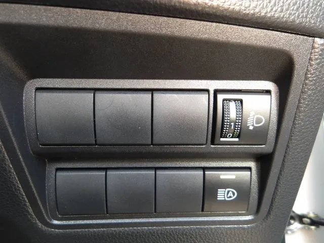 ヤリスクロス　ハイブリッド（トヨタ）の車両写真