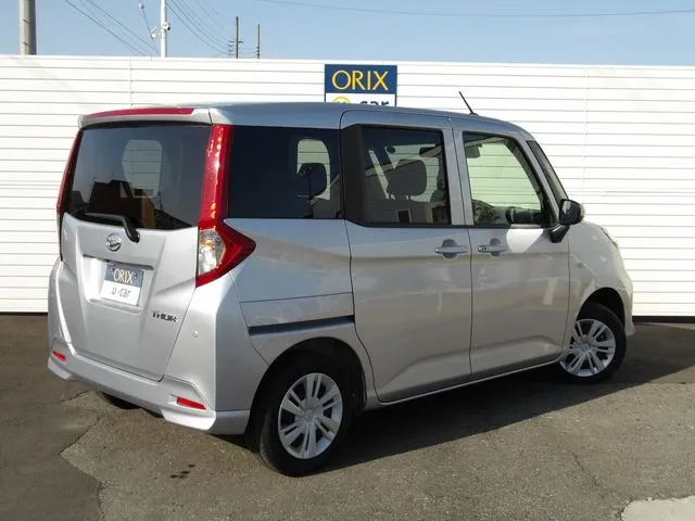 トール（ダイハツ）の車両写真