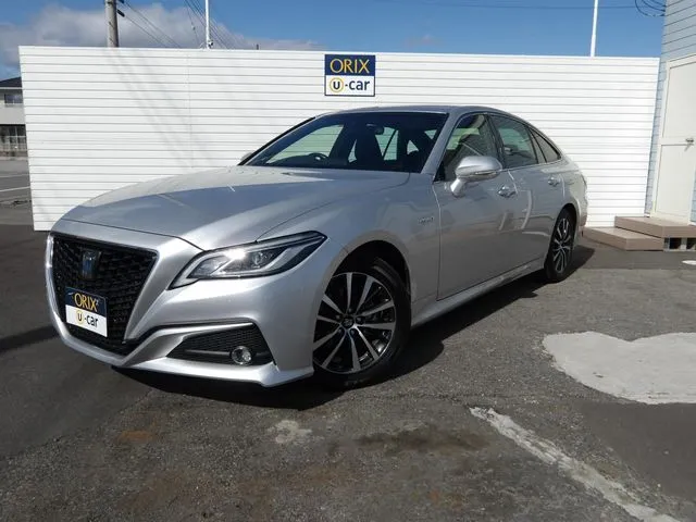 クラウン　セダン　ハイブリッド（トヨタ）｜オリックスU-carの中古車