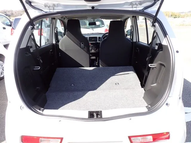 アルト　４ＷＤ（スズキ）の車両写真