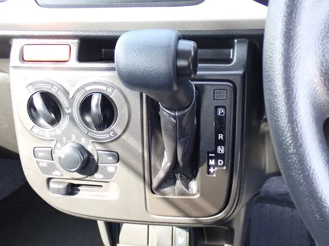 アルト　４ＷＤ（スズキ）の車両写真