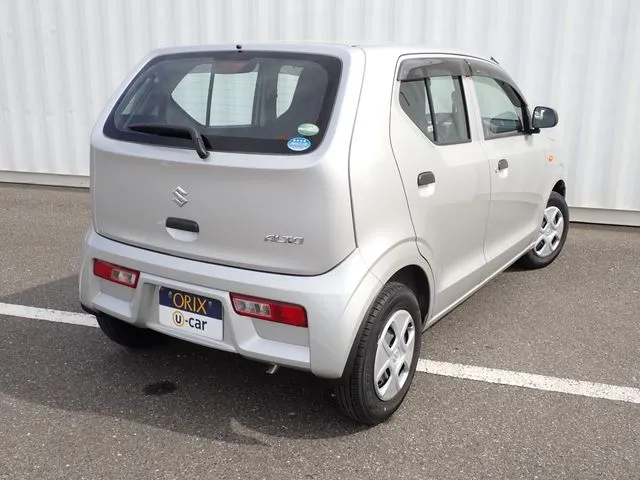 アルト　４ＷＤ（スズキ）の車両写真