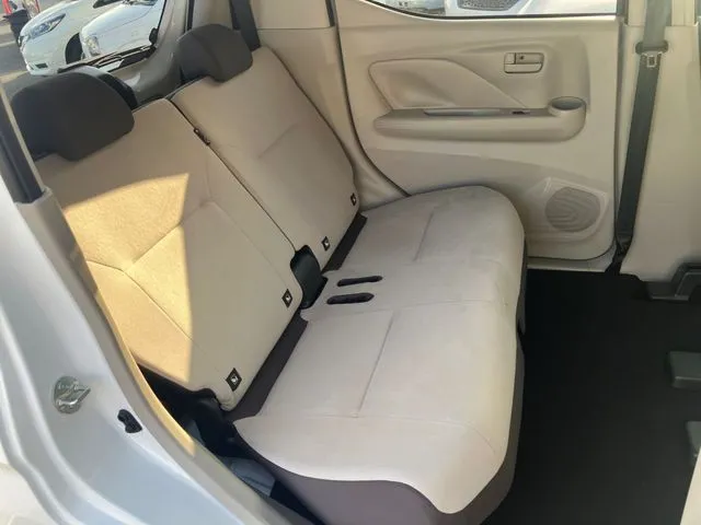 デイズ　４ＷＤ（ニッサン）の車両写真