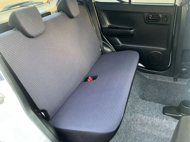 アルト　４ＷＤ（スズキ）の車両写真