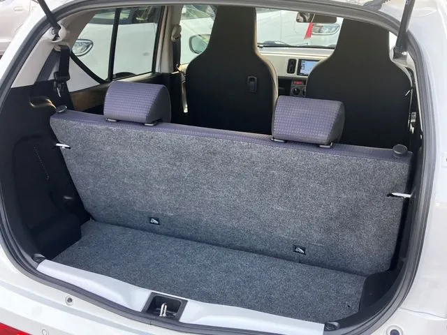 アルト　４ＷＤ（スズキ）の車両写真