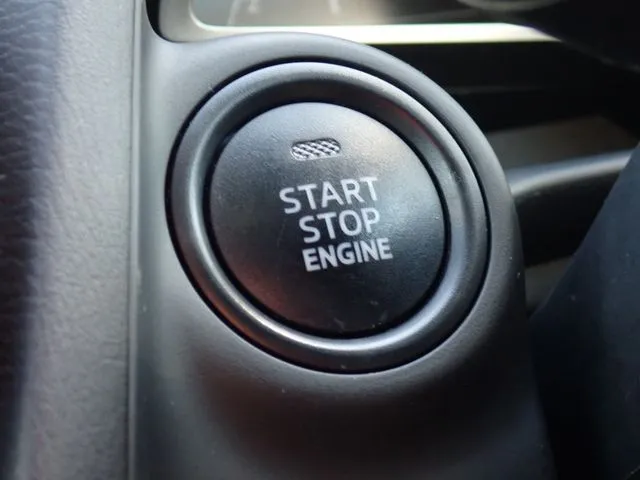 ＭＡＺＤＡ２（マツダ）の車両写真