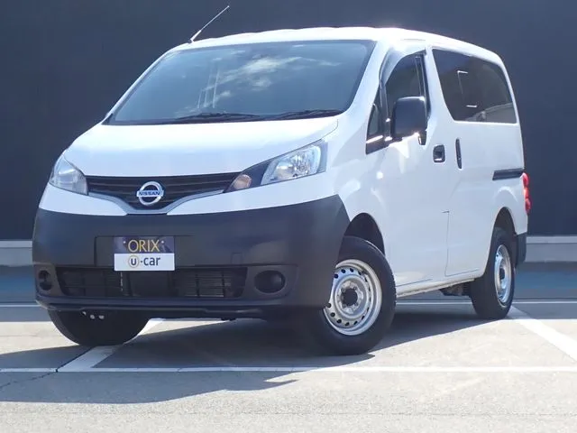 ニッサン ＮＶ２００バネットバン　４ＷＤ