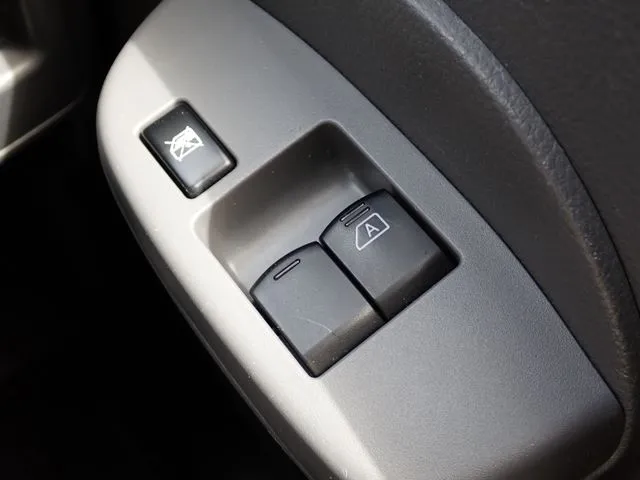 ニッサン　ＮＶ２００バネットバン　４ＷＤ