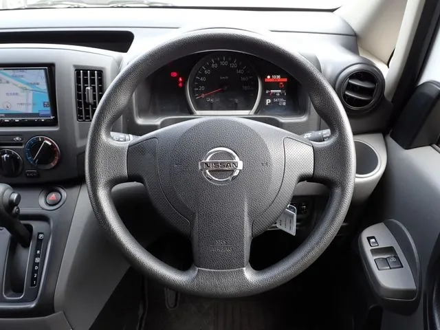 ニッサン　ＮＶ２００バネットバン　４ＷＤ