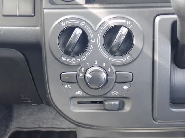 キャロル（マツダ）の車両写真