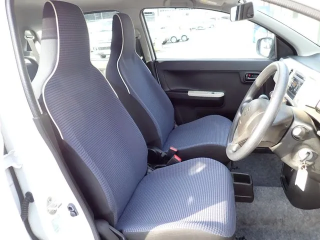 アルト(スズキ)の車両写真