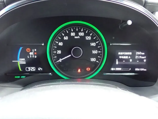 シャトル　ハイブリッド（ホンダ）の車両写真