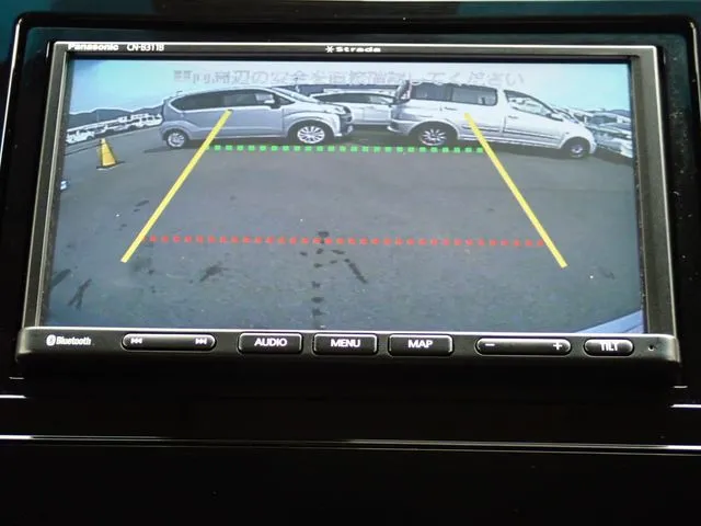 シャトル　ハイブリッド（ホンダ）の車両写真