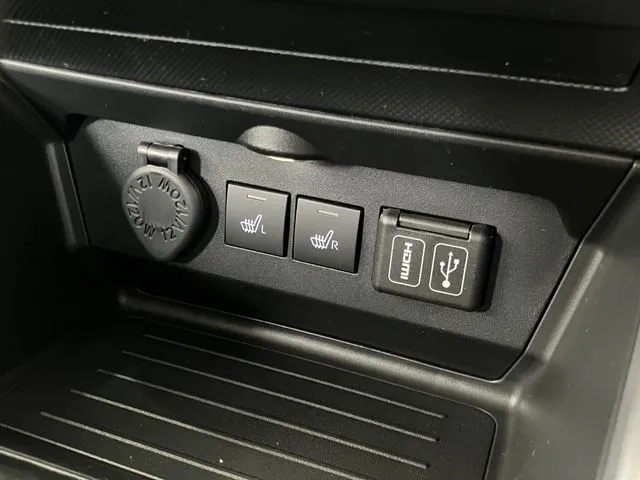 トヨタ　ライズ　ハイブリッド