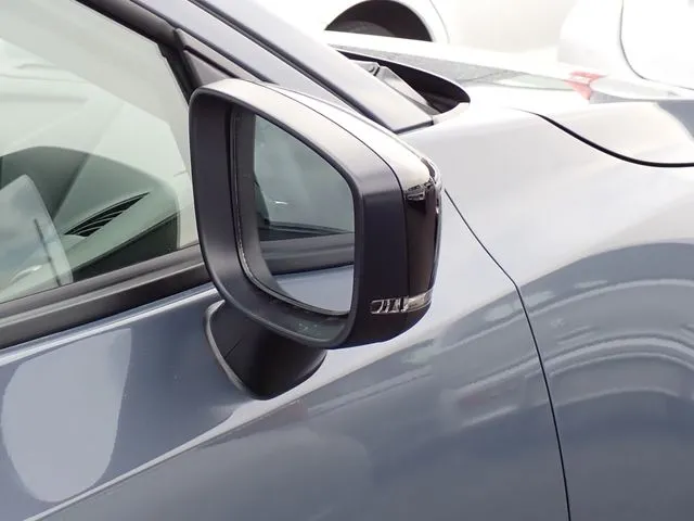 MAZDA2(マツダ)の車両写真