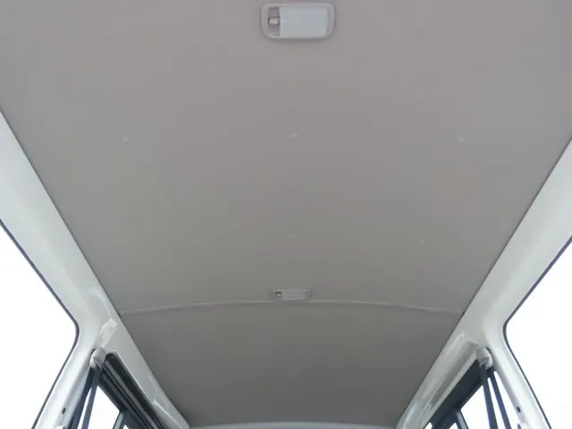 ハイエースバン　１．２５ｔ　２ＷＤ（トヨタ）の車両写真