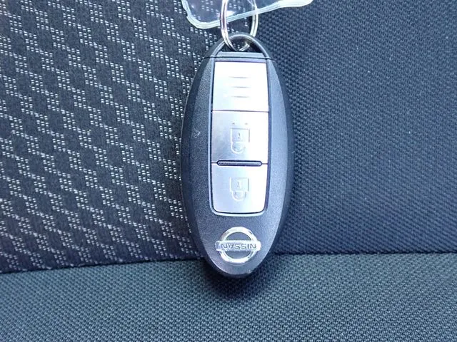 ノート（ニッサン）の車両写真