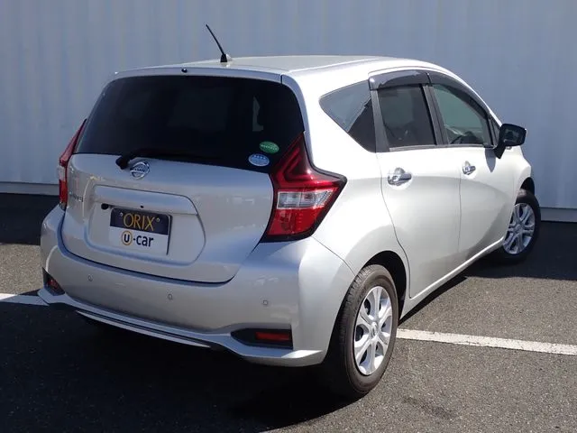 ノート（ニッサン）の車両写真