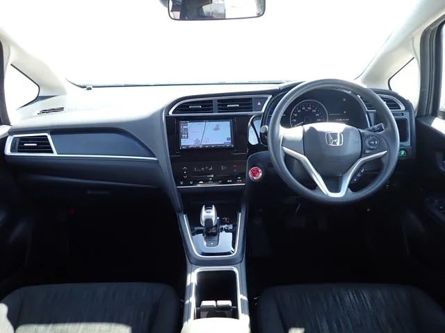 ホンダ シャトル ハイブリッド
