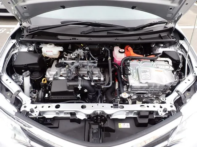 カローラフィールダー ハイブリッド(トヨタ)の車両写真