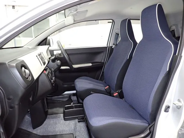 スズキ　アルト　４ＷＤ