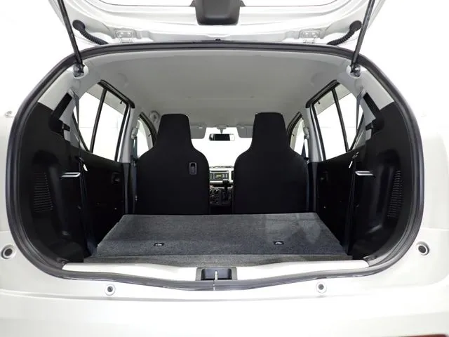 スズキ　アルト　４ＷＤ