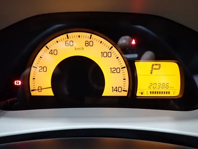 スズキ　アルト　４ＷＤ