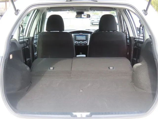 カローラフィールダー（トヨタ）の車両写真