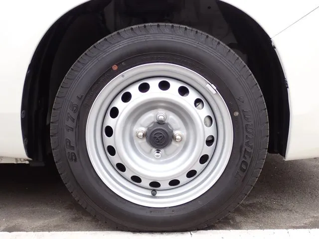 プロボックスバン ハイブリッド(トヨタ)の車両写真