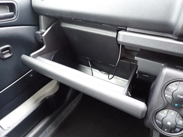 プロボックスバン ハイブリッド(トヨタ)の車両写真