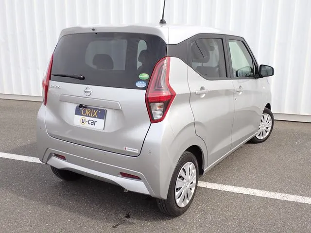 デイズ(ニッサン)の車両写真