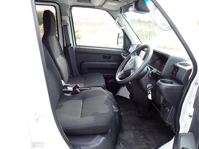 ハイゼットカーゴ(ダイハツ)の車両写真