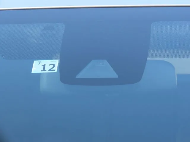 プリウス（トヨタ）の車両写真