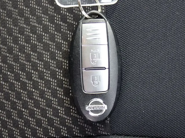 ノート（ニッサン）の車両写真