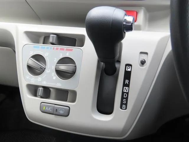 プレオ　プラス（スバル）の車両写真