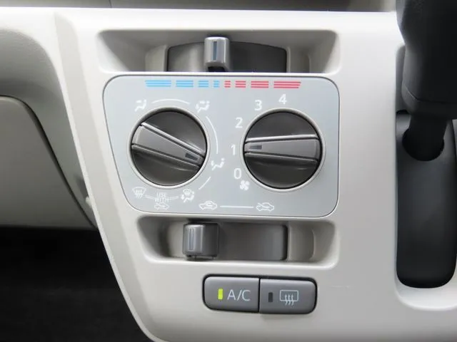 プレオ　プラス（スバル）の車両写真