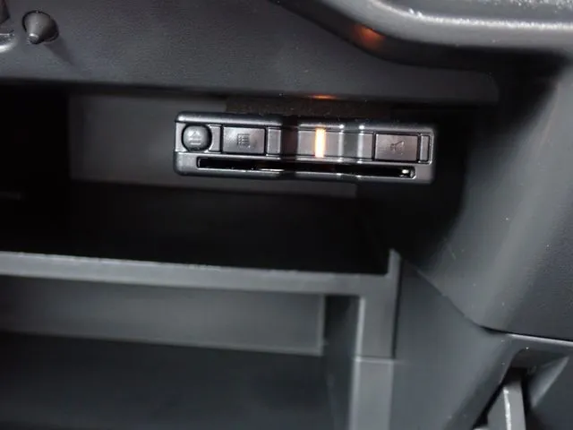 ノート(ニッサン)の車両写真