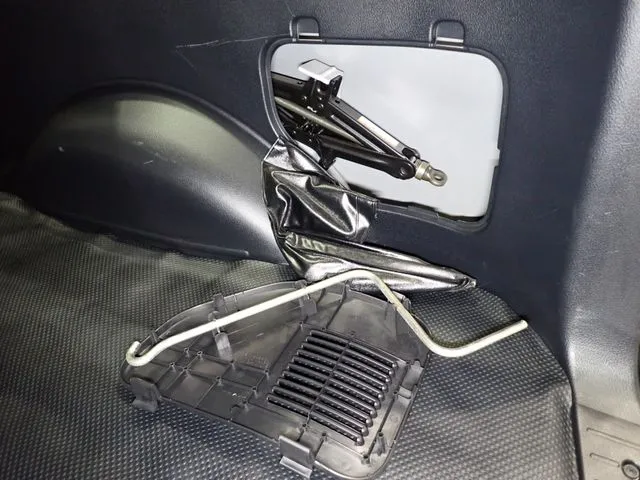 トヨタ　プロボックスバン　４ＷＤ