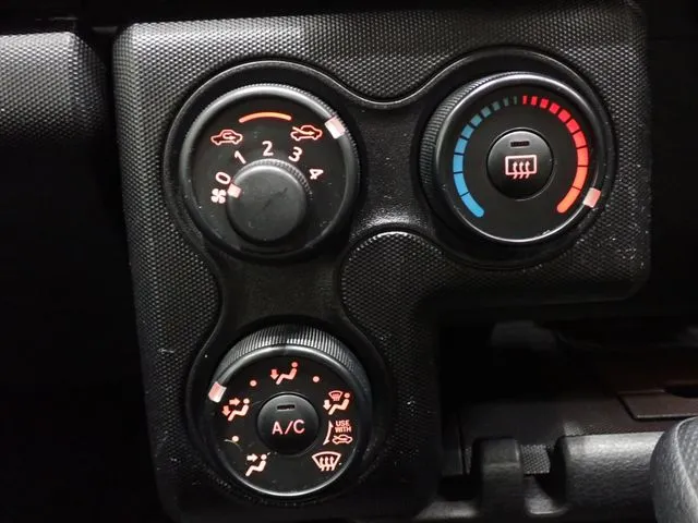 トヨタ　プロボックスバン　４ＷＤ